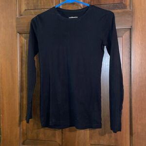 G.H. Bass black size S long-sleeve t-shirt Tee top round neck, 15” pit-pit